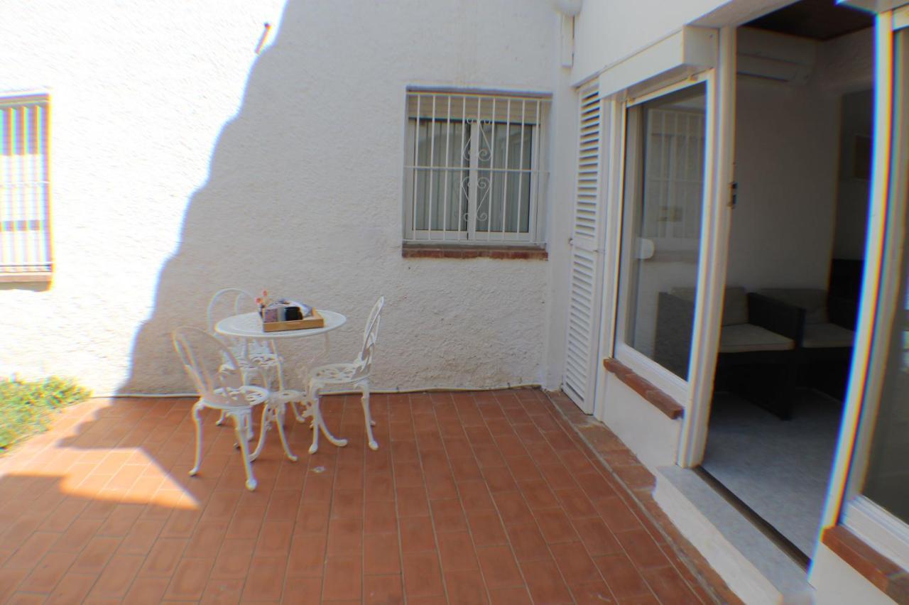 Agi Port De Rosas Apartamento Exterior foto
