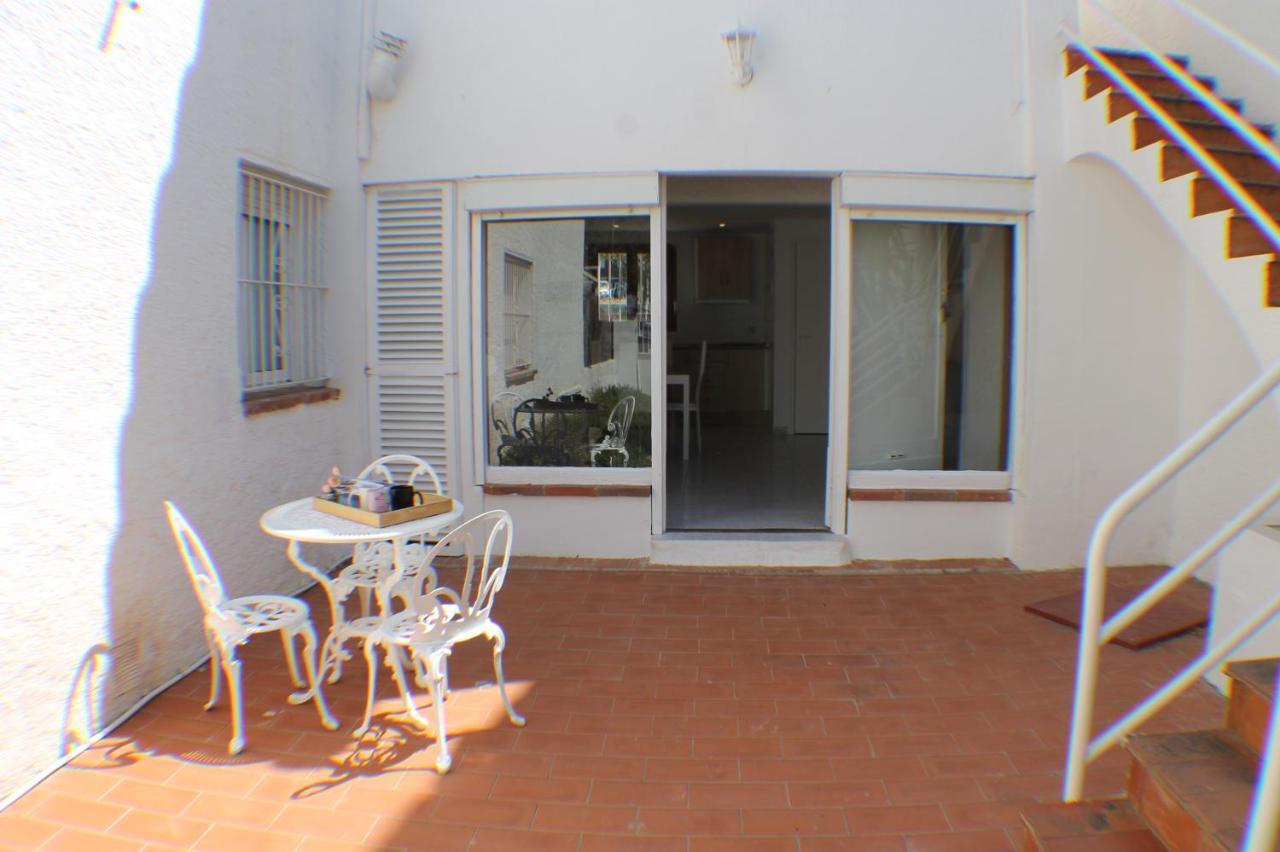 Agi Port De Rosas Apartamento Exterior foto